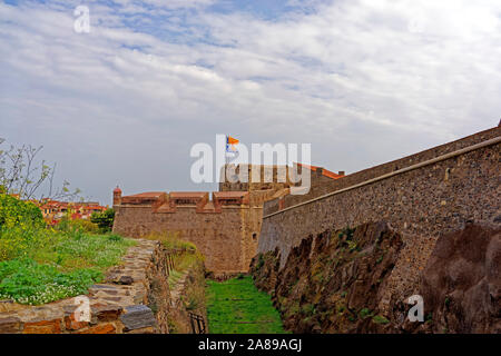 Festung, Château Royal de Collioure, Festungsmauer Stockfoto