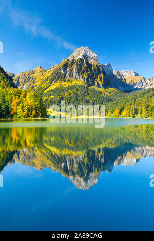 Obersee, Brünnelistock - 2133 m, Glarus, Schweiz Stockfoto