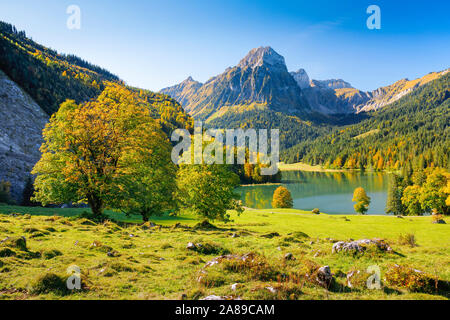 Obersee, Brünnelistock - 2133 m, Glarus, Schweiz Stockfoto