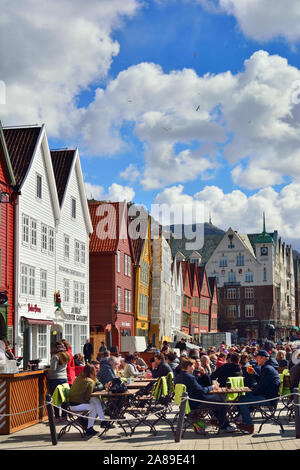 Fischerei und Handel Holz- Lager in der bryggen District, ein ehemaliger Counter der Hanse. Ein UNESCO-Weltkulturerbe, Bergen. Norwegen Stockfoto