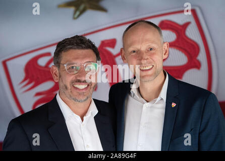 Stuttgart, Deutschland. 07 Nov, 2019. Christian Riethmüller (r) und Claus Vogt eine Pressekonferenz teilnehmen. Der Beirat der zweiten Liga Verein nominiert Vogt und riethmüller als Präsidentschaftskandidaten für die Generalversammlung am 15. Dezember. Credit: Marijan Murat/dpa/Alamy leben Nachrichten Stockfoto