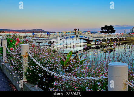 Ein Abend auf der Brücke am Hafen von Nanaimo auf Vancouver Island British Columbia Kanada Stockfoto