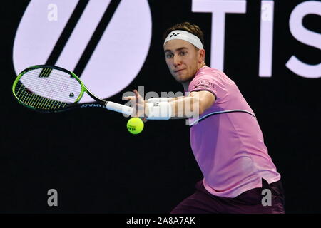 Mailand, Italien. 5 Nov, 2019. Casper ruudduring Next Gen ATP-Finale - Turnier Runde - Casper Ruud vs Miomir KecmanoviÃ"'', Tennis Internationals in Mailand, Italien, 05. November 2019 - LPS/Alessio Tarpini Credit: Alessio Tarpini/LPS/ZUMA Draht/Alamy leben Nachrichten Stockfoto