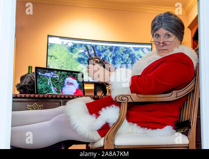 Frau Claus fahren Drohne vom Komfort der Nordpol. Stockfoto