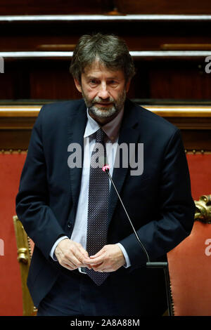 Rom, Italien. 07 Nov, 2019. Minister für Kultur, Dario Franceschini, Rom, 7. November 2019. Senat. Die Fragestunde. Foto Samantha Zucchi Insidefoto Credit: insidefoto Srl/Alamy leben Nachrichten Stockfoto