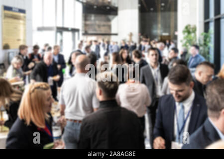 Abstrakte blured Foto von Geschäftsleuten Geselligkeit beim Bankett Mittagspause Pause an Business Beratungen, Konferenz oder Veranstaltung Stockfoto