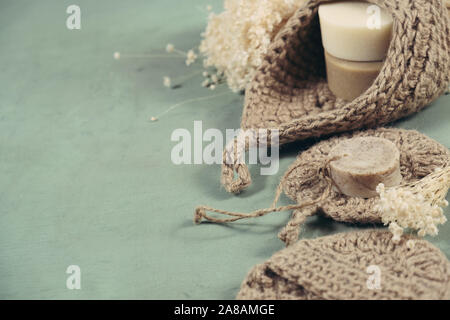 Umweltfreundliche Reinigungsmittel kit Organische Seife jute Waschlappen. Null Abfall, Kunststoff-frei Stockfoto