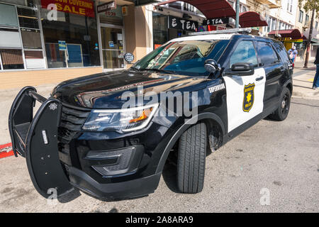 Okt 18, 2019 Berkeley/CA/USA - Berkeley Polizeifahrzeug in der Innenstadt geparkt Stockfoto