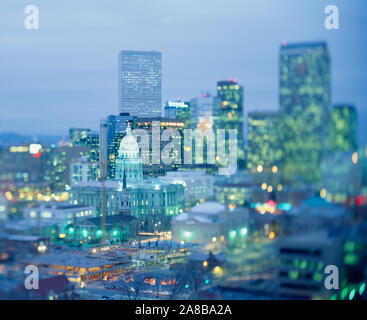 Hohe Betrachtungswinkel des State Capitol und der Innenstadt, Denver, Colorado, USA Stockfoto