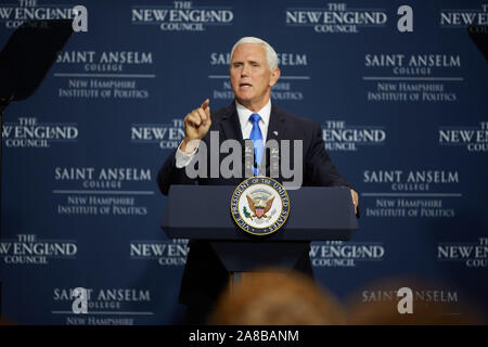 Manchester, New Hampshire, USA. 7 Nov, 2019. Vice President Mike Pence besucht Manchester, New Hampshire Credit: Allison Abendessen/ZUMA Draht/Alamy leben Nachrichten Stockfoto