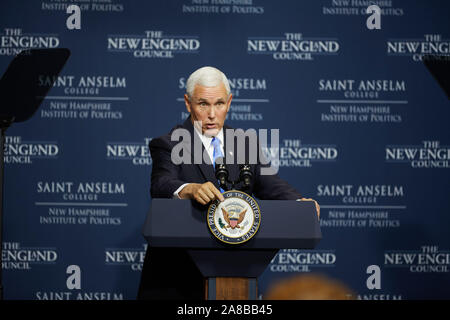 Manchester, New Hampshire, USA. 7 Nov, 2019. Vice President Mike Pence besucht Manchester, New Hampshire Credit: Allison Abendessen/ZUMA Draht/Alamy leben Nachrichten Stockfoto