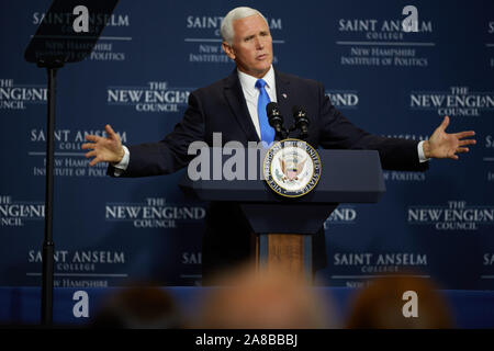 Manchester, New Hampshire, USA. 7 Nov, 2019. Vice President Mike Pence besucht Manchester, New Hampshire Credit: Allison Abendessen/ZUMA Draht/Alamy leben Nachrichten Stockfoto