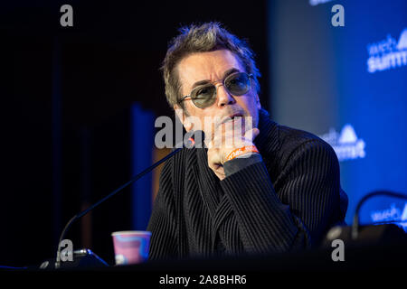 Lissabon, Portugal. 07 Nov, 2019. Musiker, Jean-Michel Jarre spricht während der jährlichen Web Gipfel Technology Conference in Lissabon. Credit: SOPA Images Limited/Alamy leben Nachrichten Stockfoto