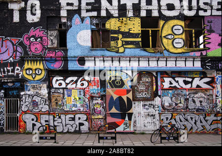 Von Hackney Wick berühmten Graffiti Gebäude Stockfoto