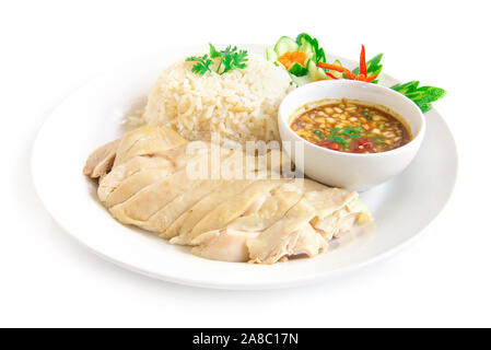 Hainanese gedünstet mit Sojasoße Gurken dekorieren geschnitzten Fusion Food chinesische und thailändische Mix style das beste Essen in Thailand Seite Stockfoto