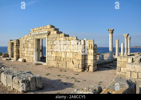 Die Ruinen der Basilika an der Küste von chersonesos Stockfoto