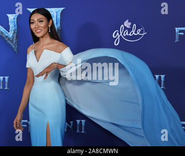 Los Angeles, USA. 08 Nov, 2019. Wichayanee Piaklin besucht die Premiere der animierte musikalische Komödie Frozen II" Premiere auf der Dolby Theatre in Hollywood" in Los Angeles am Donnerstag, 7. November 2019. Storyline: Anna, Elsa, Kristoff, Olaf und Sven verlassen Arendelle auf einen alten, Herbst, Wald von einem verwunschenen Land zu reisen. Die Herkunft der Elsa die Befugnisse, um ihr Königreich zu speichern zu finden. Foto von Jim Ruymen/UPI Quelle: UPI/Alamy leben Nachrichten Stockfoto