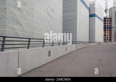 Eine Landschaft der Regeneration um das Wembley Stadion, wo neue Eigenschaften im Bau sind, das am 6. November 2019, in Wembley, London, England. Stockfoto