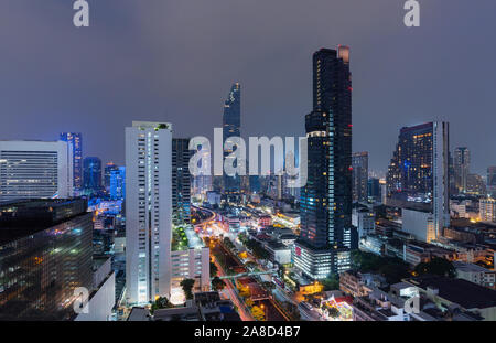 Die Stadt Bangkok, Thailand bei Nacht Stockfoto