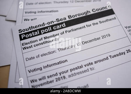 Southend On Sea, Essex, Großbritannien. Post Umfrage Karten haben begonnen, an den Adressen für die Briefwahl für die BRITISCHEN allgemeinen Wahl registriert am 12. Dezember 2019 zu erreichen. Post Umfrage Karten für die Wahl der Abgeordneten für den Wahlkreis Southend West zurzeit Konservative David Amess Stockfoto