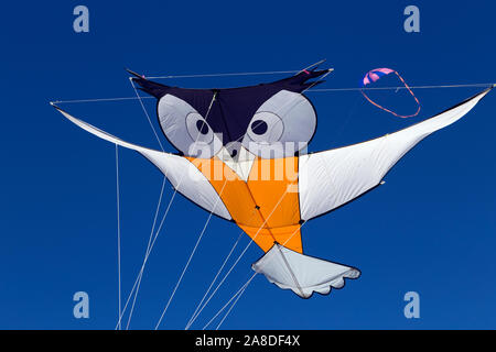 Volovent Kite Festival, organisiert von der Vereinigung in Turbulance Palavas-Les-Flots, Royal, Frankreich Stockfoto