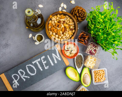 Vegetarische Ernährung oder Diät essen Konzept. Vegan Proteine essen. Produkte für wachsende Muskulatur. Stockfoto
