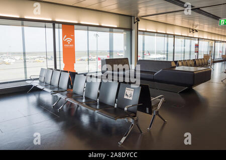 Der internationale Flughafen Wien, Wien, Österreich, 11.02.2019, Leer Wartezimmer in Wien international airport. Stockfoto