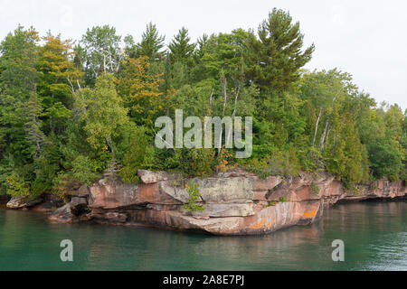 Einsiedler Insel, Apostel Inseln, Bayfield County, Herbst, WI, USA, von Dominique Braud/Dembinsky Foto Assoc Stockfoto