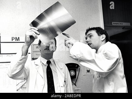 Radiologie, Queen's Medical Centre, Nottingham, Großbritannien 1990 Stockfoto