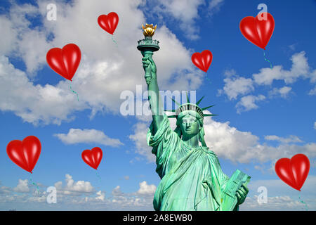 Lady Liberty, USA, Luftballon, Herzform, Freiheitsstatue, Herzluftballon, rote, rote, Herzluftballons, Stockfoto