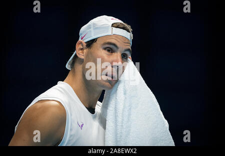 London, Großbritannien. 08 Nov, 2019. Rafa Nadal aus Spanien während der Praxis an die Nitto ATP-Finale Tennis London MEDIEN TAG Am O2, London, England, der am 8. November 2019. Foto von Andy Rowland. Credit: PRiME Media Images/Alamy leben Nachrichten Stockfoto