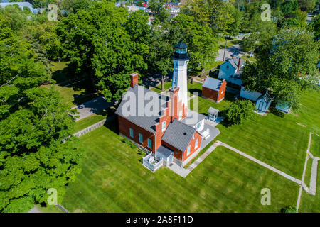 Der Leuchtturm auf Lake Huron bei Port Waller Michigan ist eine beliebte Touristenattraktion Stockfoto