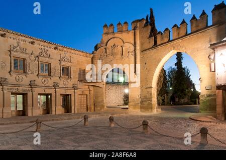 Jaen Tür und Villalar Arch, 16. Jahrhundert, Baeza, Provinz Jaen, Andalusien, Spanien, Europa. Stockfoto