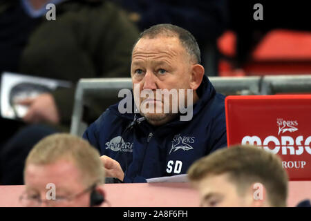 Verkauf Haifische" Direktor von Rugby Steve Diamond vor der Gallagher Premiership an der AJ Bell Stadium, Verkauf. Stockfoto