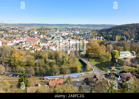 Gars am Kamp: Blick vom Schloss Gars ruine Gars am Kamp, Bahn in Österreich, Steiermark, Niederösterreich, Waldviertel Stockfoto