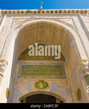 Das Eingangstor zum Topkapi Palast in Istanbul, Türkei Stockfoto