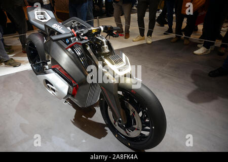 07 November 2019 - Italien, Lombardei, Mailand, EICMA, internationale Motorrad Ausstellung, BMW 014 Vision DC Roadster Stockfoto