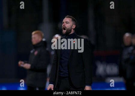 Dens Park, Dundee, Großbritannien. 8. November, 2019. Schottische Meisterschaft Fußball, Dundee Football Club gegen Dundee United; Dundee manager James McPake-redaktionelle Verwendung Credit: Aktion plus Sport/Alamy leben Nachrichten Stockfoto