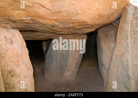 Dolmen von El Pozuelo - zwischen 2500-2200 v. Chr., Fuencaliente La Real. Der Provinz Huelva, Andalusien, Spanien, Europa. Stockfoto