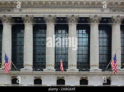 NEW YORK, NY - 05 Sep 2019: Die New York Stock Exchange (NYSE) Gebäude im Herzen des Finanzviertels. Stockfoto