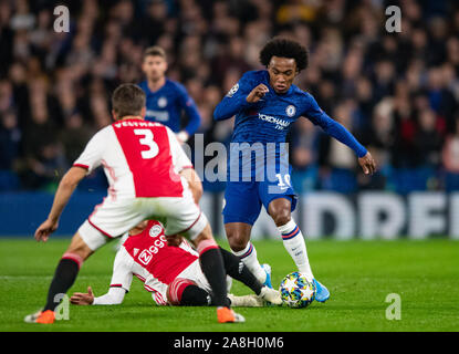 London, Großbritannien. 05 Nov, 2019. Chelsea's William während der UEFA Champions League Spiel zwischen Chelsea und Ajax an der Stamford Bridge, London, England am 5. November 2019. Foto von Andrew Aleksiejczuk/PRiME Media Bilder. Credit: PRiME Media Images/Alamy leben Nachrichten Stockfoto