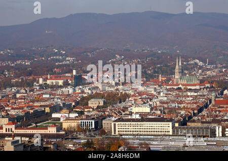 Luftaufnahme von Zagreb, die Hauptstadt von Kroatien Stockfoto