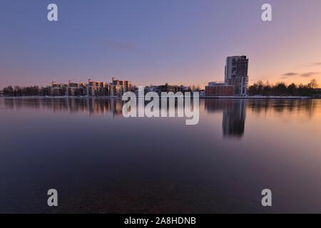 Fluss Oulujoki im frühen Winter, Oulu, Finnland Stockfoto