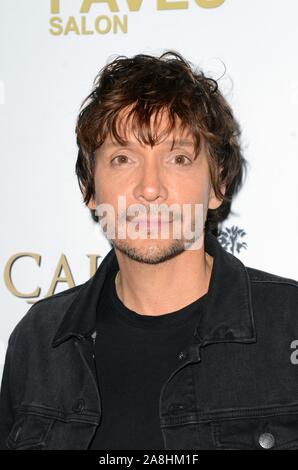 Hollywood, Ca. 8. November, 2019. Ken ebnet im Pop-Up Art Show von Billy Morrison und Steve Stevens bei Ken ebnet Salon in West Hollywood, Kalifornien am 8. November 2019. Quelle: David Edwards/Medien Punch/Alamy leben Nachrichten Stockfoto