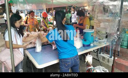 Die Sehenswürdigkeiten von fantastischen Street Food rund um Thailand Stockfoto