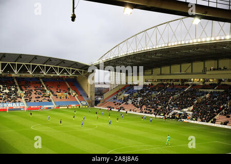 Wigan, Großbritannien. 09 Nov, 2019. WIGAN, ENGLAND - AM SAMSTAG, DEN 9. NOVEMBER Innenraum Allgemeine Ansicht während der Sky Bet Championship Match zwischen Wigan Athletic und Brentford bei der DW Stadium, Wigan am Samstag, den 9. November 2019. (Credit: Tim Markland | MI Nachrichten) das Fotografieren dürfen nur für Zeitung und/oder Zeitschrift redaktionelle Zwecke verwendet werden, eine Lizenz für die gewerbliche Nutzung Kreditkarte erforderlich: MI Nachrichten & Sport/Alamy leben Nachrichten Stockfoto