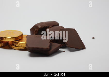 Kinder bevorzugten jelly Schokolade über einen Löffel Stockfoto