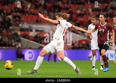 London, Großbritannien. 09 Nov, 2019. Ellen White von England Frauen Kerben erstes Ziel ihres Teams. England Frauen v Deutschland Frauen, internationale Testspiel im Wembley Stadion am Samstag, den 9. November 2019. Dieses Bild dürfen nur für redaktionelle Zwecke verwendet werden. Nur die redaktionelle Nutzung, eine Lizenz für die gewerbliche Nutzung erforderlich. Keine Verwendung in Wetten, Spiele oder einer einzelnen Verein/Liga/player Publikationen. pic von Steffan Bowen/Andrew Orchard sport Fotografie/Alamy Live news Credit: Andrew Orchard sport Fotografie/Alamy leben Nachrichten Stockfoto