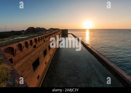 Sonnenuntergang am Fort Jefferson in Dry Tortugas National Park (Florida) Stockfoto