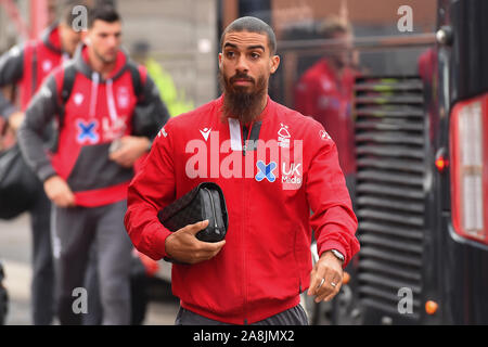 NOTTINGHAM, ENGLAND - 9.NOVEMBER Lewis Grabban (7) von Nottingham Forest während der Sky Bet Championship Match zwischen Nottingham Forest und Derby County an der Stadt Boden, Nottingham am Samstag, den 9. November 2019. (Credit: Jon Hobley | MI Nachrichten) das Fotografieren dürfen nur für Zeitung und/oder Zeitschrift redaktionelle Zwecke verwendet werden, eine Lizenz für die gewerbliche Nutzung Kreditkarte erforderlich: MI Nachrichten & Sport/Alamy leben Nachrichten Stockfoto